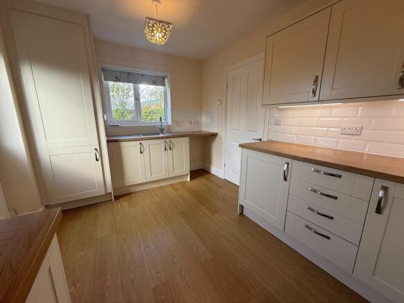 kitchen 2.jpeg
