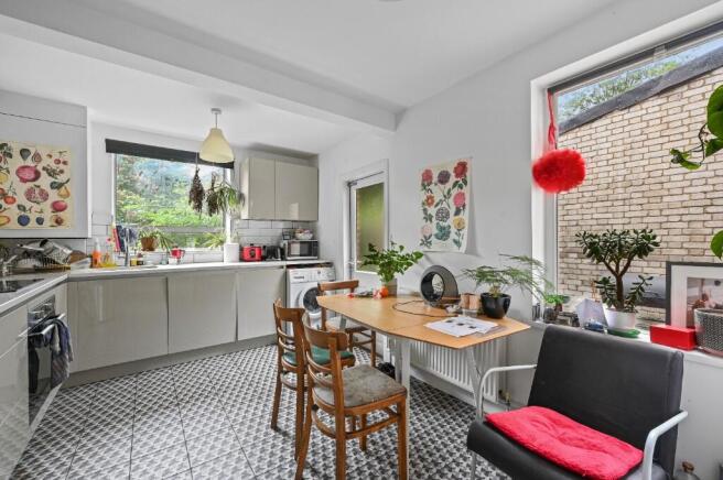 Kitchen/Dining