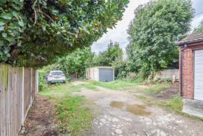 Flat 2, 59, First Avenue, Westcliff-on-sea SS0 8HP