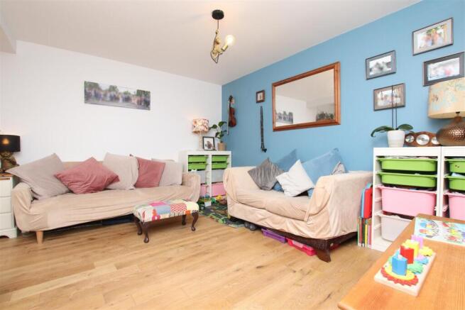 Living Area.JPG