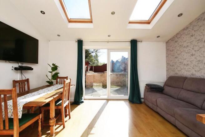 2 bed Terraced for sale Image 10
