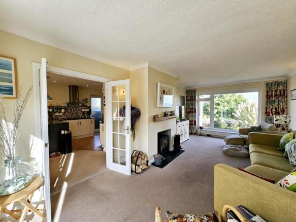 4 bed Detached for sale Image 4