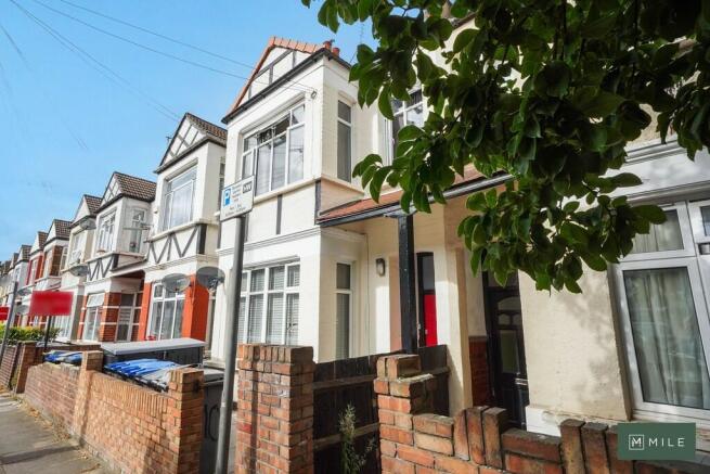 87 Drayton Road -...