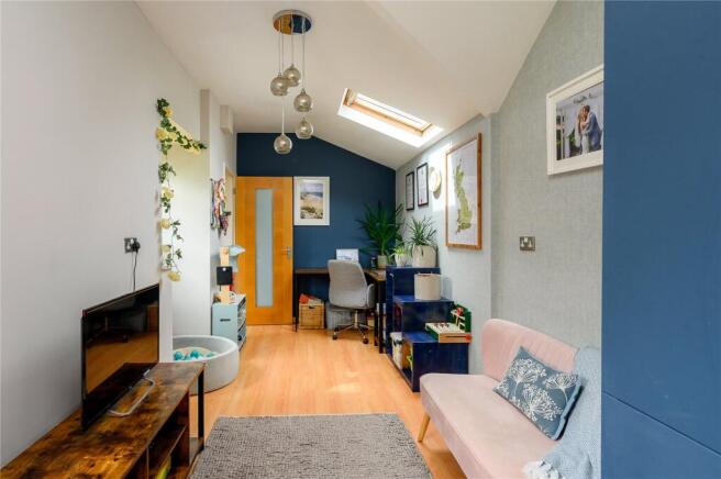 4 bed Detached for sale Image 8