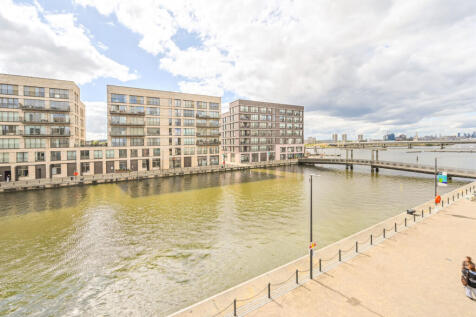 Frobisher Yard, Gallions Reach, London, E16