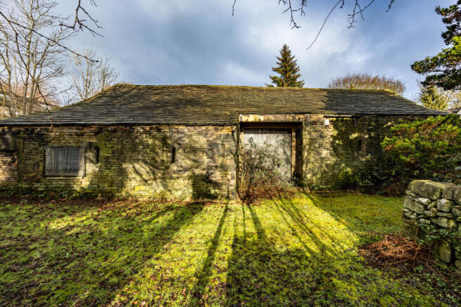 Listed Barn front shot