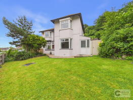 93, Wolborough Street, Newton Abbot TQ12 1LW