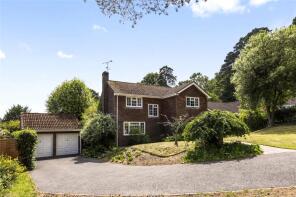 Priorsdean, Priorswood, Haslemere GU27 1NF