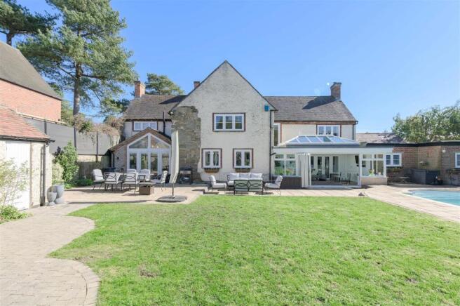 Main Street, Normanton Le Heath