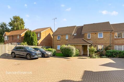 Farriers Road, Epsom