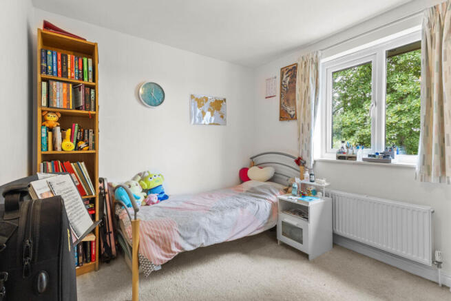 4 bed Detached for sale Image 12