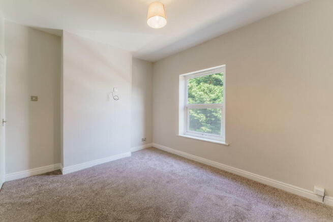 4 bed Terraced for sale Image 7