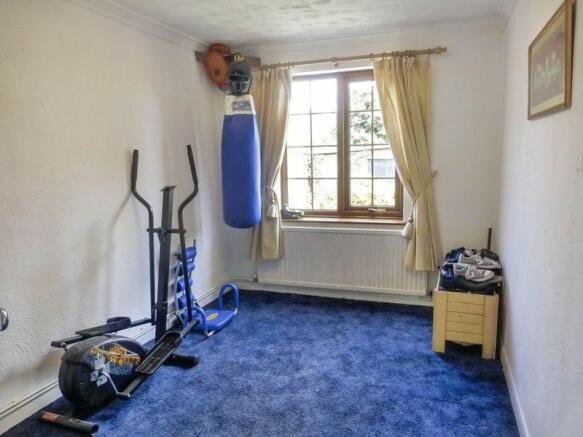Bedroom 5/Study