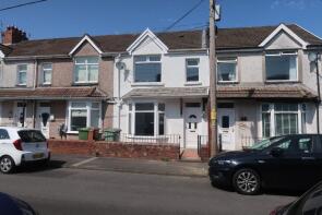 34, George Street, Hengoed CF82 7BJ
