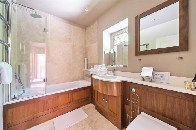 Cottage Bathroom