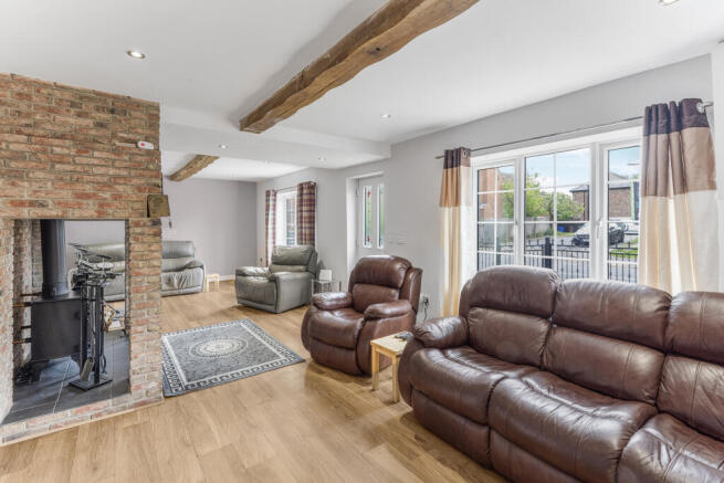 Lounge 2