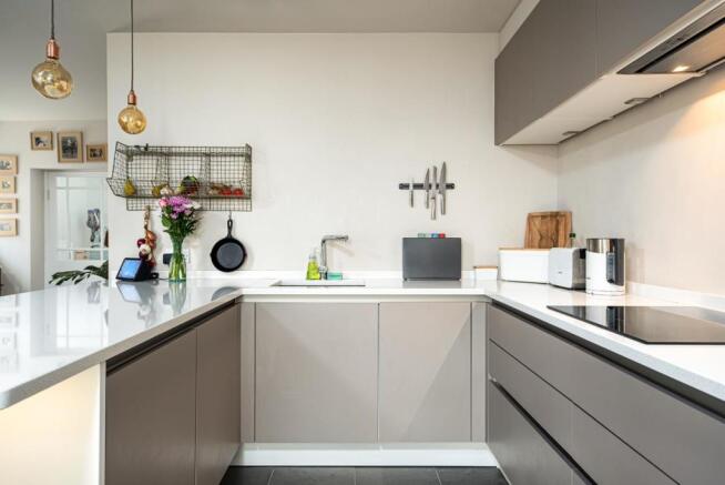 Kitchen_4.jpg