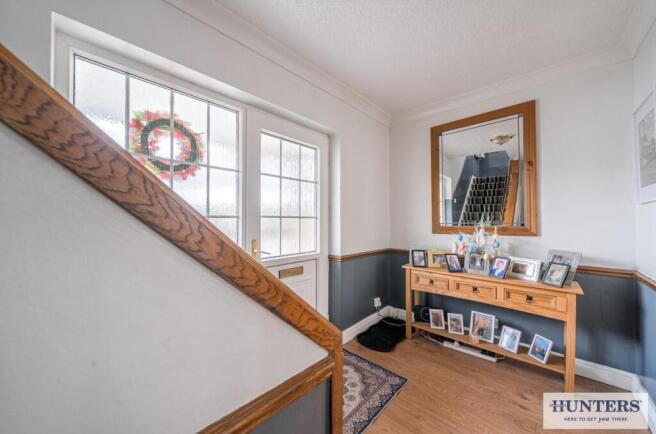 4 bed Detached for sale Image 9
