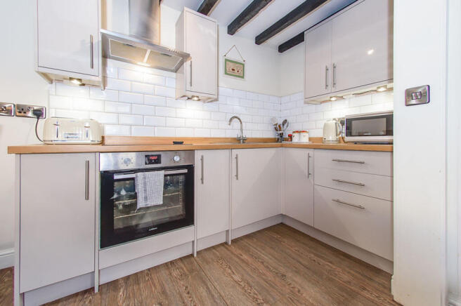 3 bed Cottage for sale Image 7