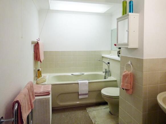 Photo 5