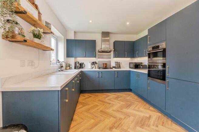 Curlew Mews, ROCHFORD, Essex, SS4 photo 4