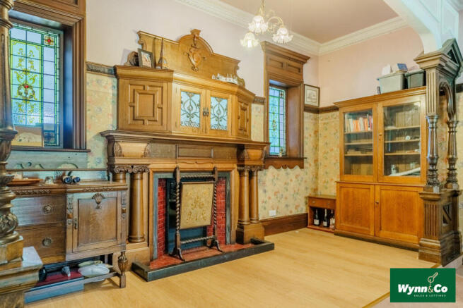 12 bed House for sale Image 11