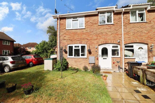 2-bed terraced on Armadale Road, Woking, Surrey, GU21, £300,000