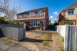 10, Gleneagles, Grimsby DN37 0XD