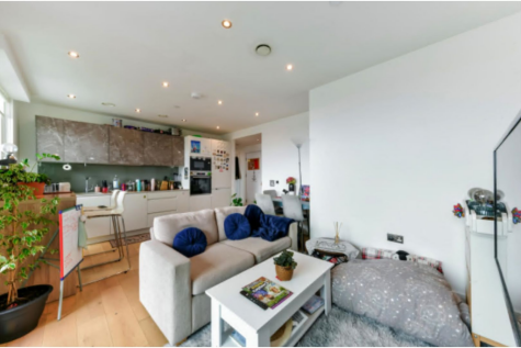 10 Grant Road, London, SW11
