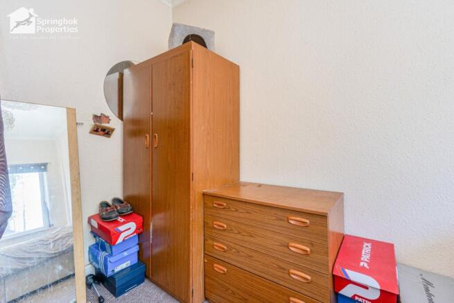 2 bed Terraced for sale Image 8