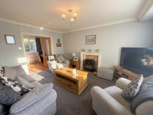3 bed Semi-Detached for sale Image 7