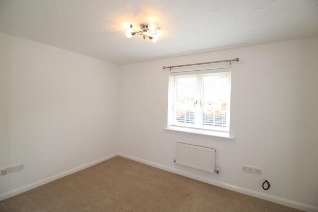 Bedroom 1 (1)
