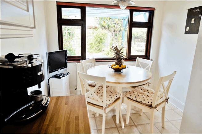 Kitchen / Breakfast