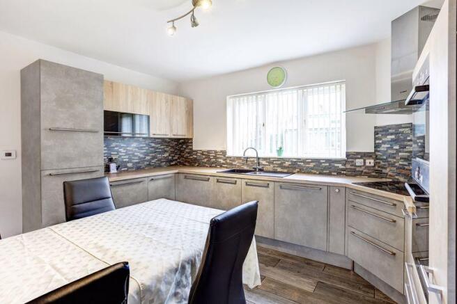 BREAKFAST KITCHEN