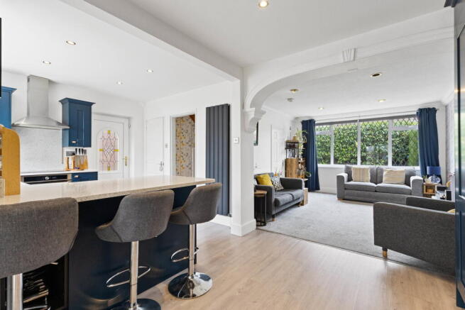 3 bed Semi-Detached for sale Image 5
