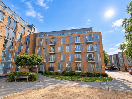 Duke Court, Pontes Avenue, Hounslow, TW3