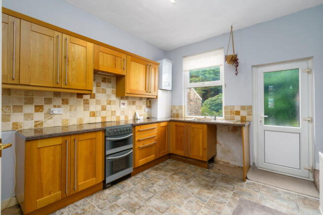 Compstall Road, Marple Bridge photo 5