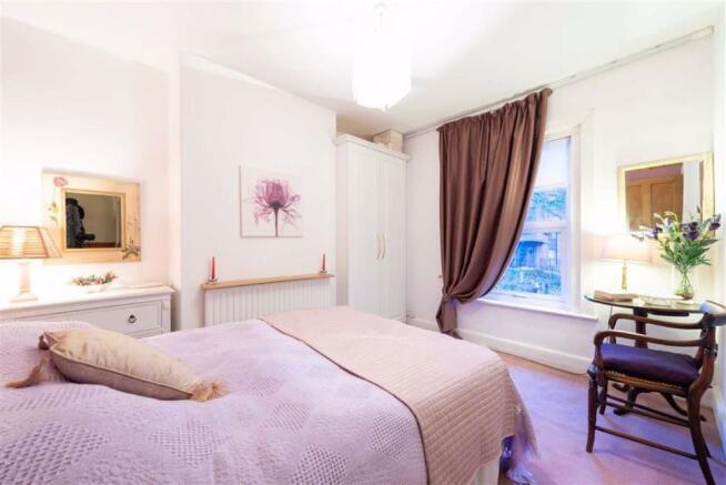 BEDROOM 2