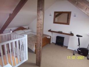 LOFT ROOM
