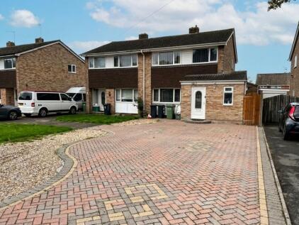 Knapp Road, Thornbury, BS35