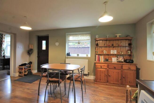 Kitchen / Breakfast