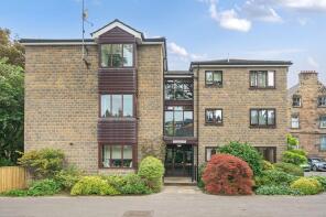 3, Wellington Court, Valley Mount Rear, Harrogate HG2 0NH