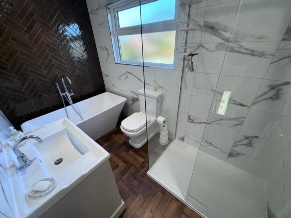 First Floor Bathroom