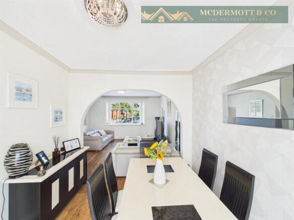 3 bed Semi-Detached for sale Image 12