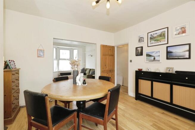 3 bed Terraced for sale Image 8