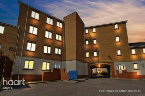 Ulverston, Purfleet