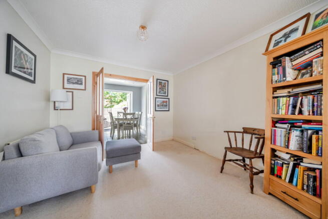 4 bed Semi-Detached for sale Image 6