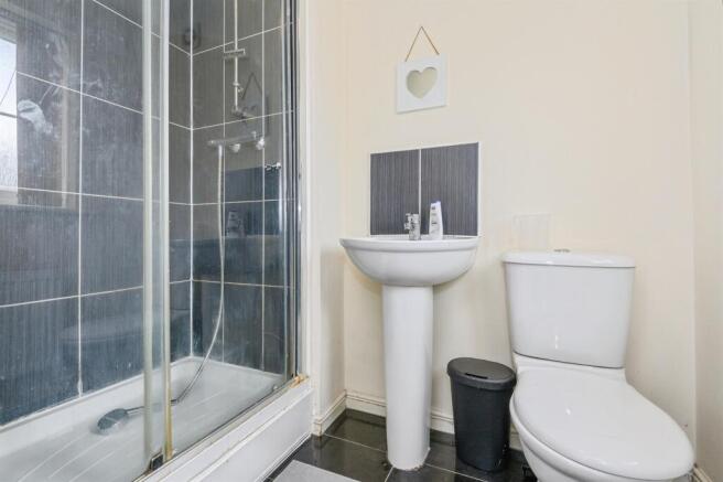 3 bed Detached for sale Image 12