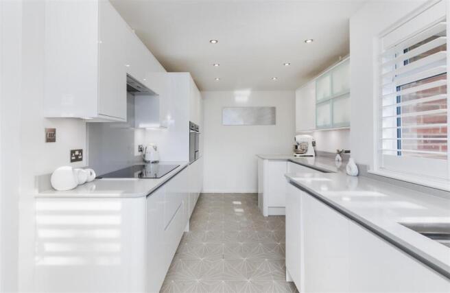 Kitchen 1
