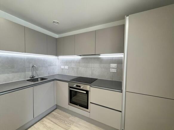 10 Linacre - Kitc...